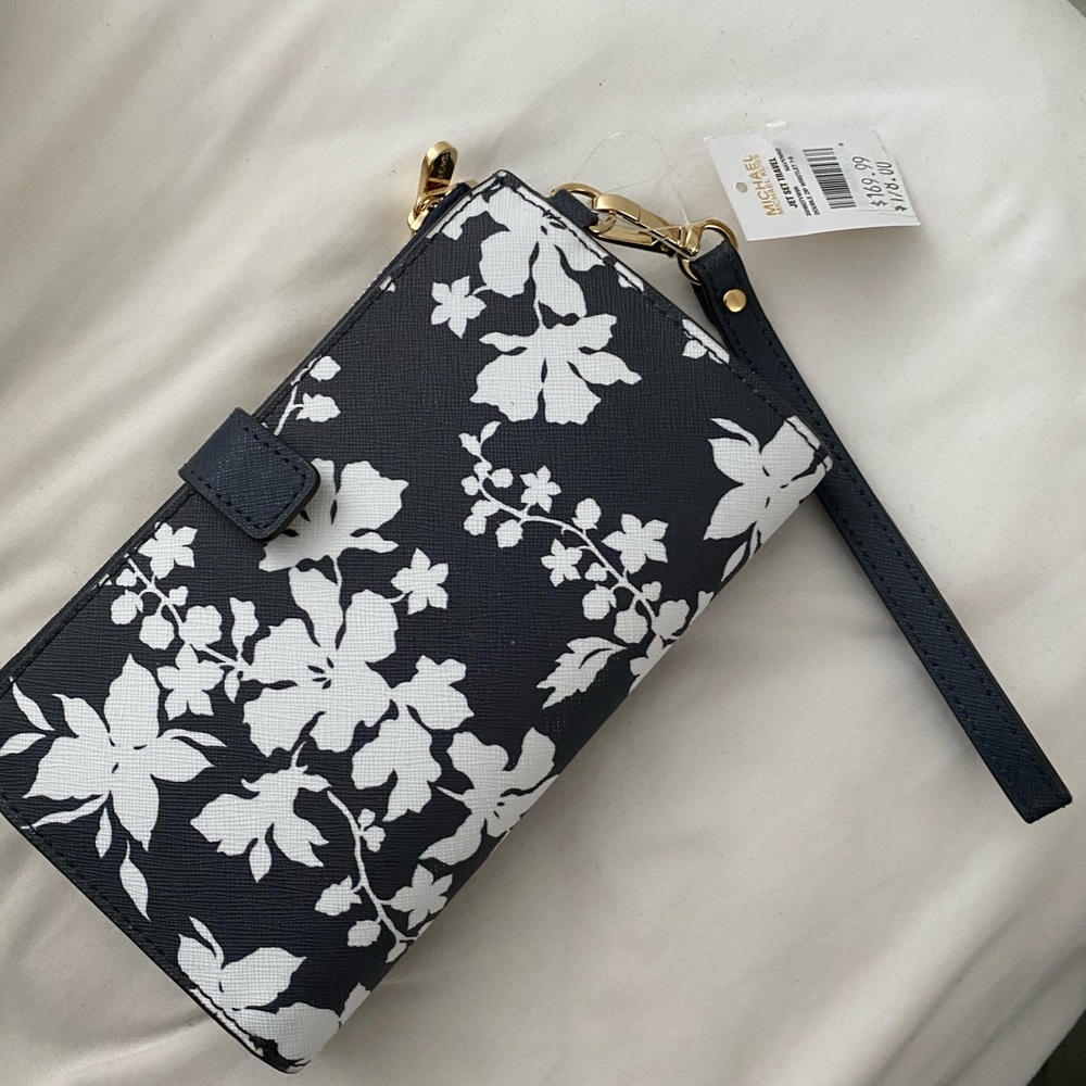 Micheal Kors